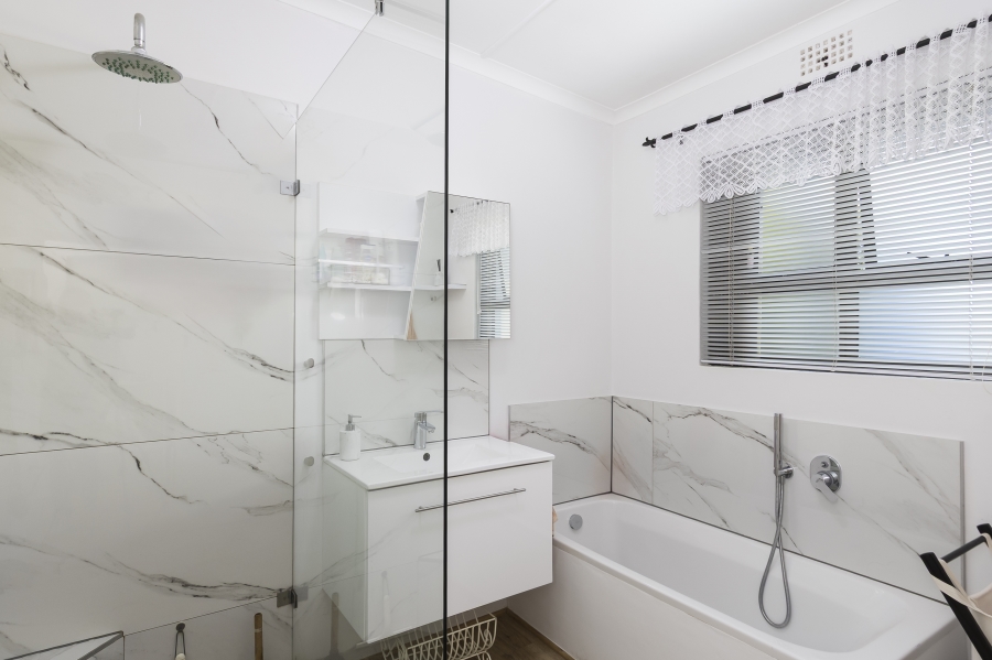 3 Bedroom Property for Sale in Strand Central Western Cape